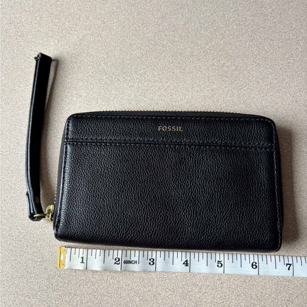 Fossil Black Leather Wristlet with Strap